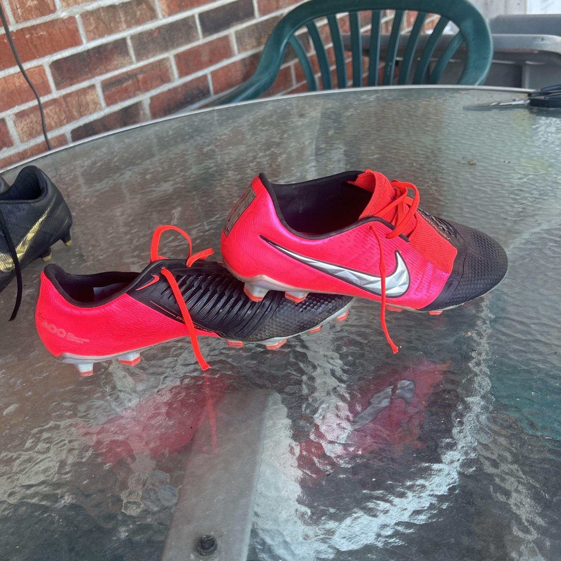 Nike Phantom Venom