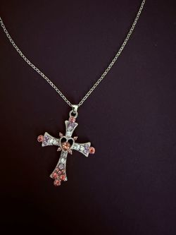 Punk Cross Pendant Necklace – Rhinestone Gothic Clavicle Chain