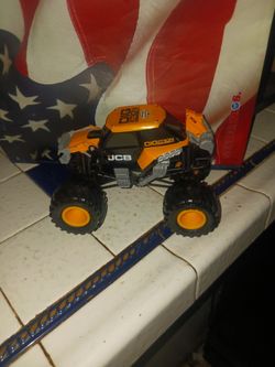 Monster Jam JCB Digatron Toy