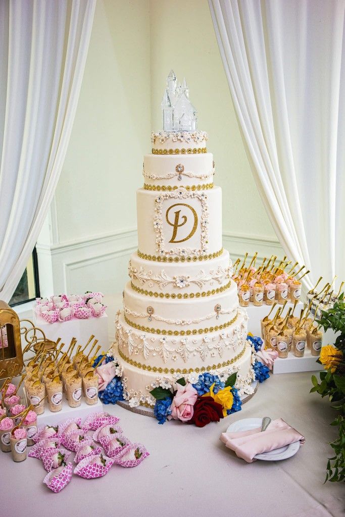 Stunning! Faux Wedding Quince Cake - Make an Offer!