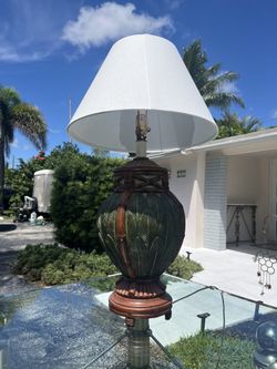 Tropical Palm Frond Lamp