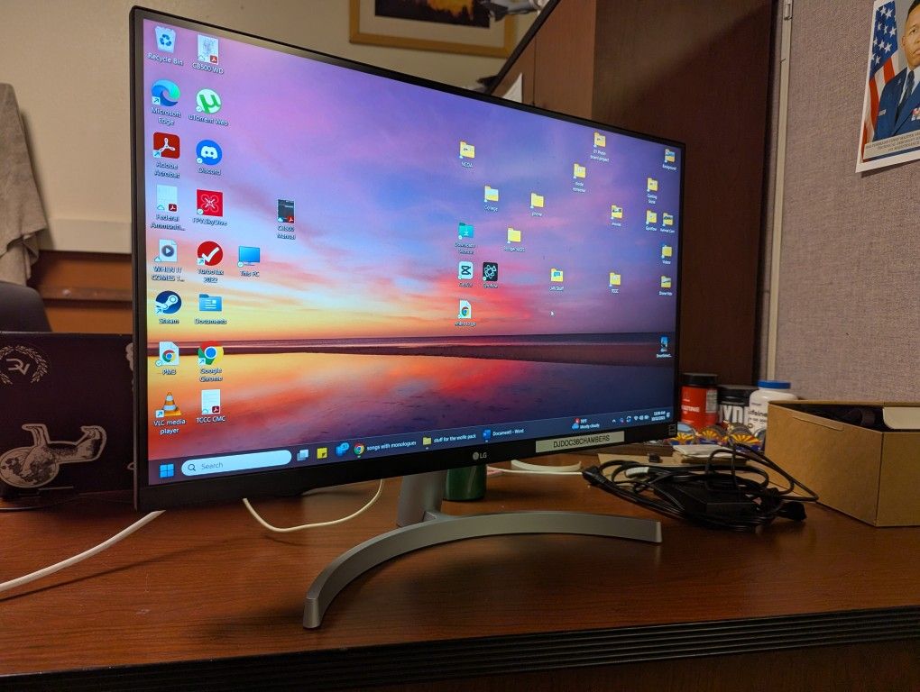 27uk600-w LG Monitor (2018)