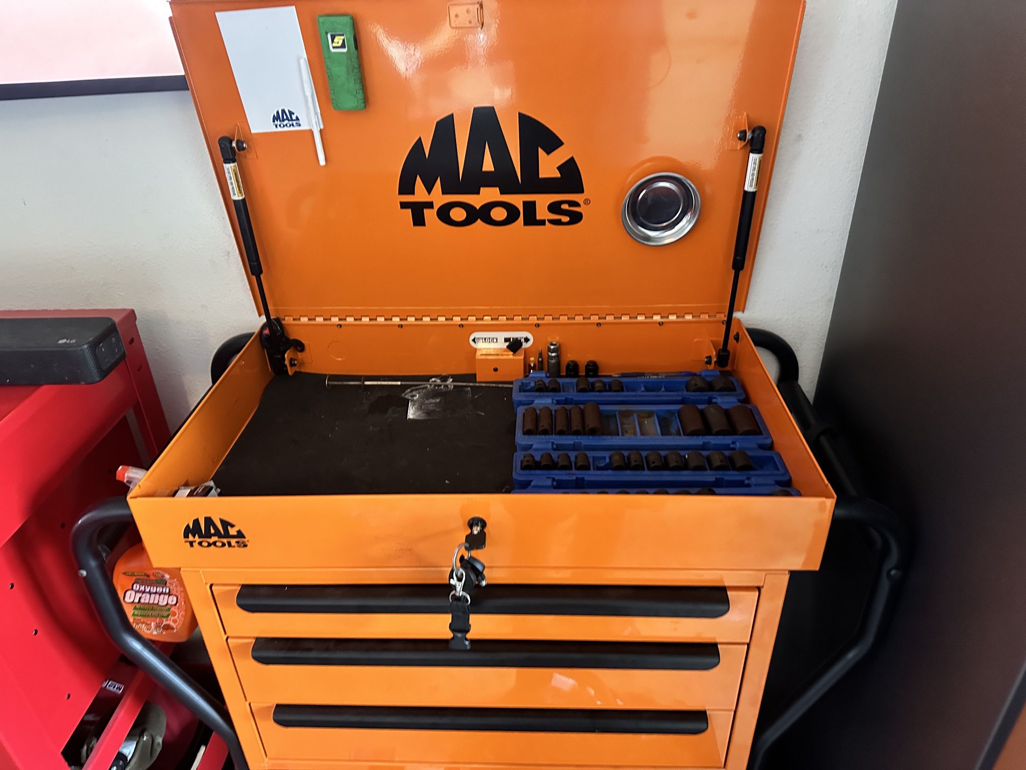 Mac Tool Cart