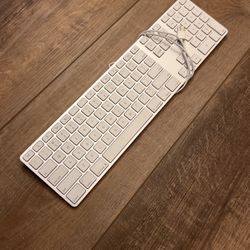 Apple Keyboard