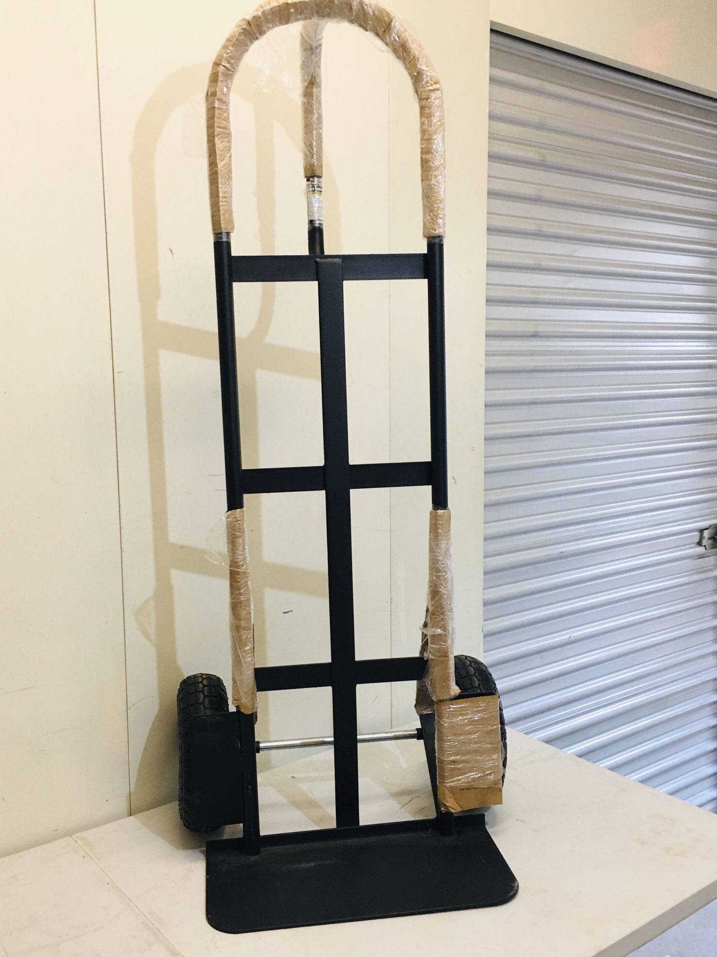 Franklin Heavy Duty 800lbs Capacity Hand Truck Rust- Resistant Moving Hand Truck NEW