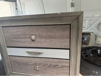 Night stand dresser