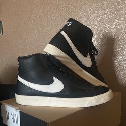 Nike Black Blazers Size 10