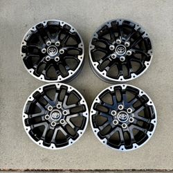 2022 Toyota Tundra 18’ Wheel 