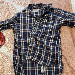 Levi’s Shirt