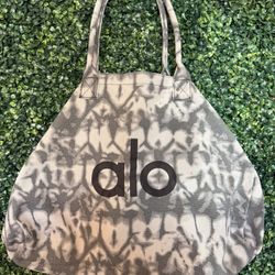 ALO Tote 