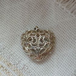 Sterling Silver Large Filigree Heart Pendant Vintage 