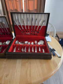 Silver - 16 PC Place Setting