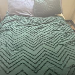 Bed W/ Box Spring And Mattress 