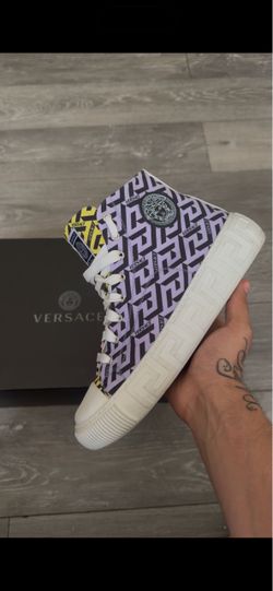 Versace shoes size 42