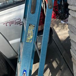 USED LADDER 8” IN VERY GOOD CONDITION…$80 DLLS 