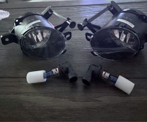 CADILLAC SRX FOG LIGHTS NEW