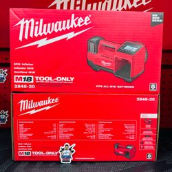 Milwaukee M18 18-Volt Lithium-Ion Cordless Electric Portable Inflator (Tool-Only)