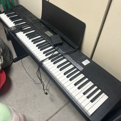 Casio 88 Key Electronic Digital Keyboard CDP-220R With Foot Pedal