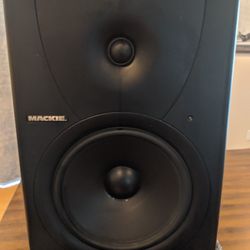 Mackie MR8 Active Studio Monitors