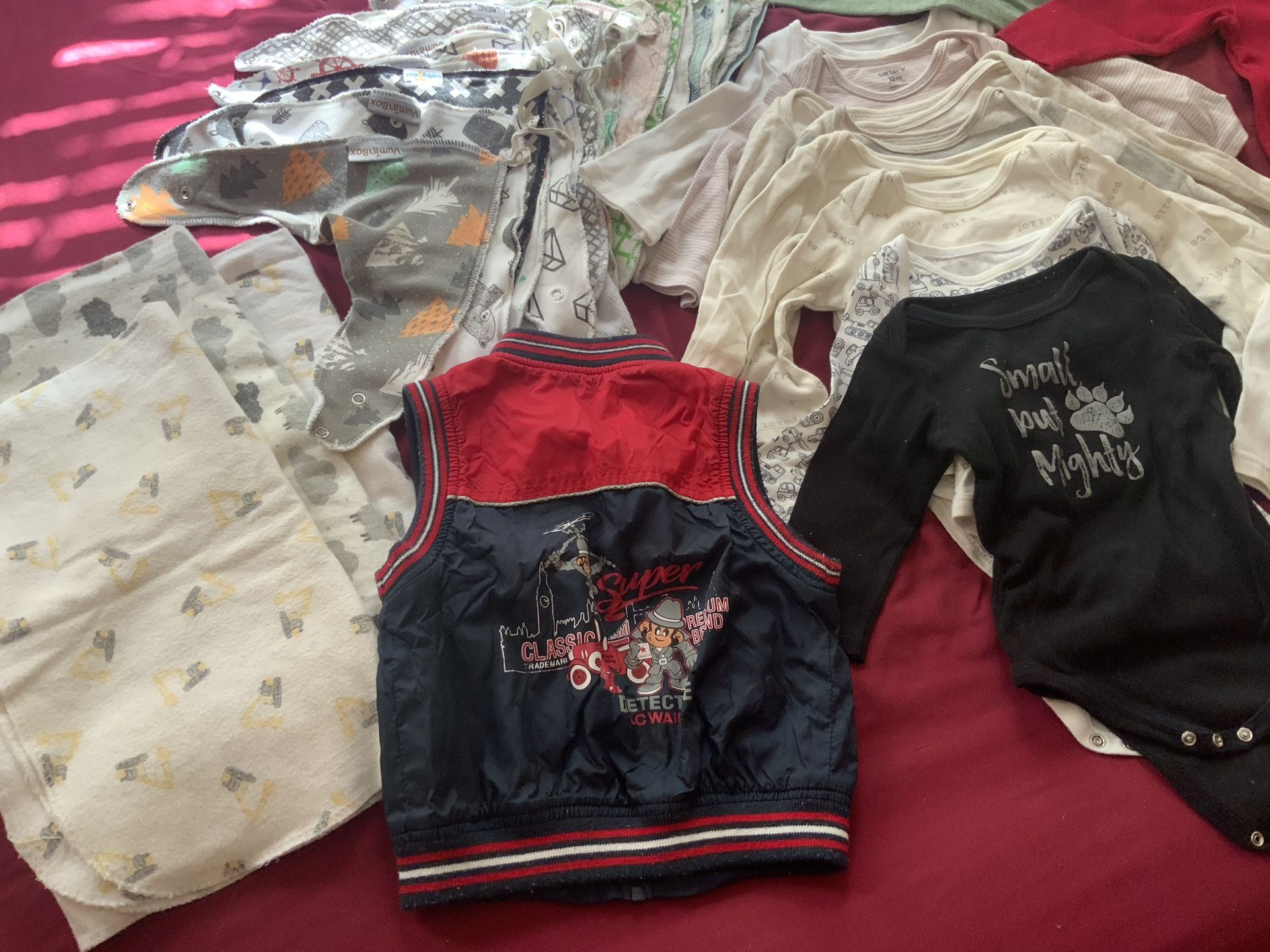 Baby Clothes: 12M & up. ALL items  35pc included