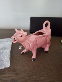 Pink cow creamer w bell