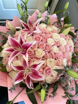 big lily bouquet
