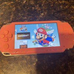 PSP 1000 Bubblegum Pink With Games & Charger 