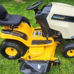 cub cadet riding mower