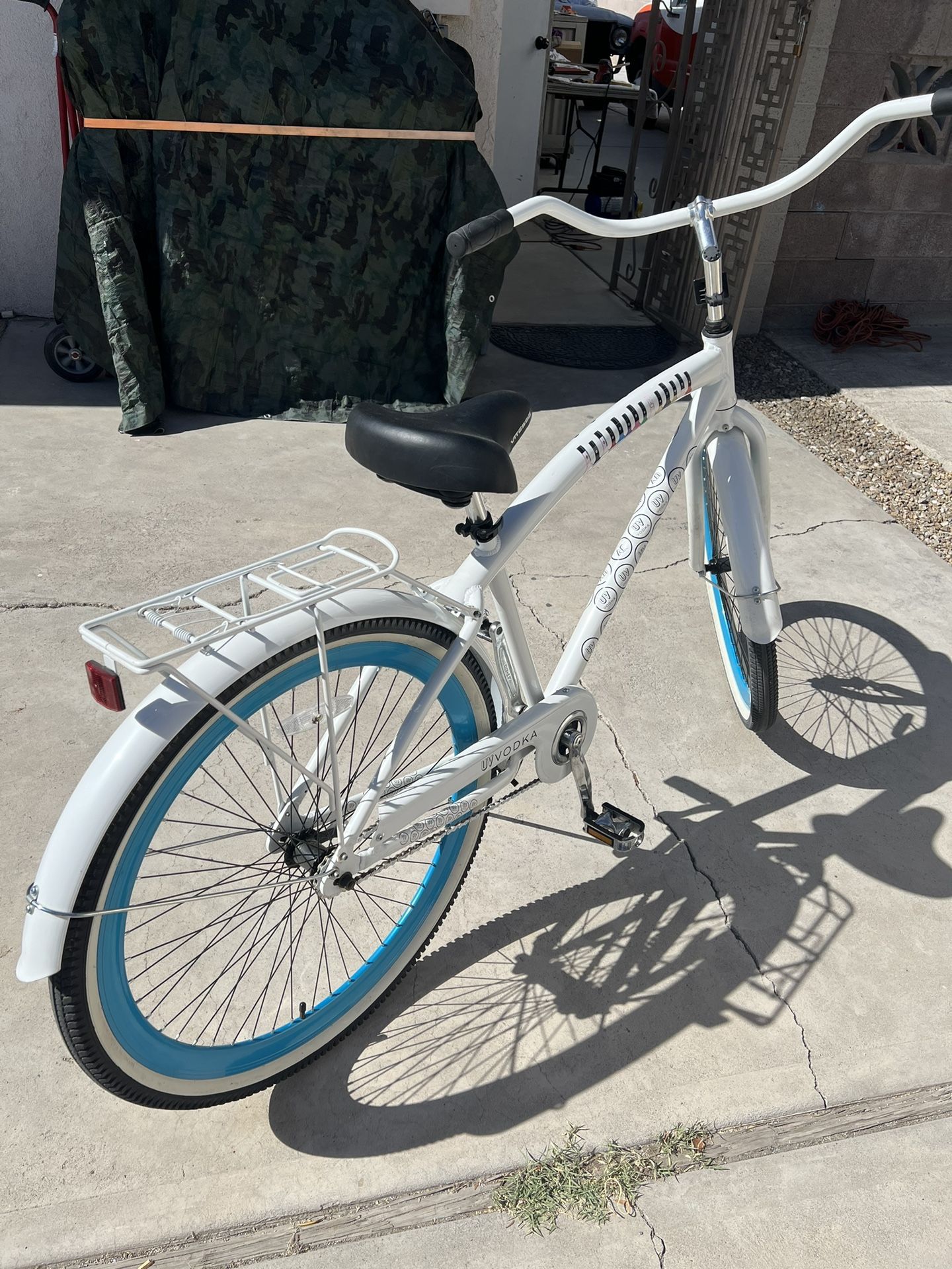 29” VODKA UV PROMOTIONAL BIKE