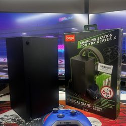 Xbox Series X 1 TB Storage Console Comes with Xbox Controller Charging Station and Cables