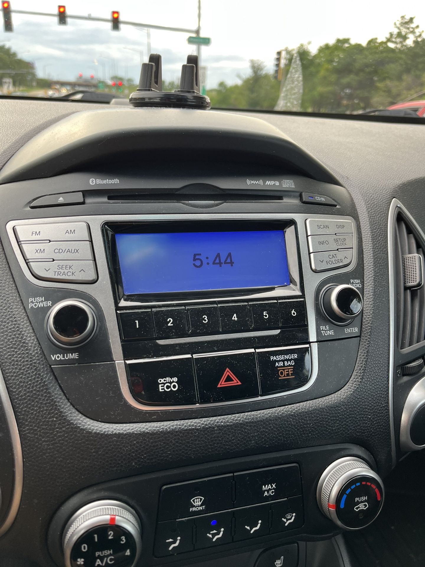 Factory 2013 Hyundai Tuscon Radio/Cd Player