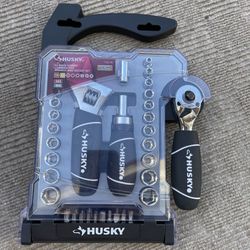 Husky 46 Piece Stubby Wrench And Socket Set 