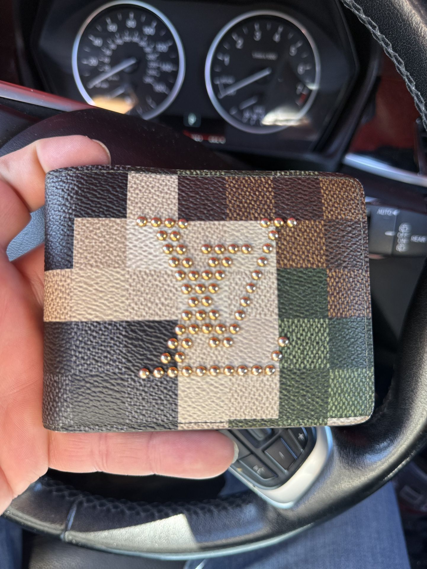 Louis Vuitton Wallet 2024 For Sale $500