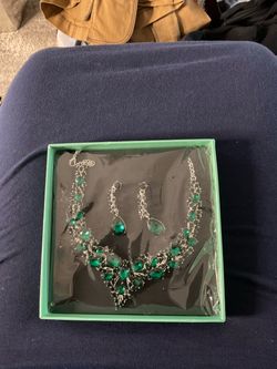 Green Crystal Necklace and Earring Set