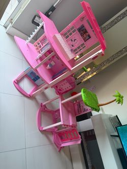 Barbie dream house