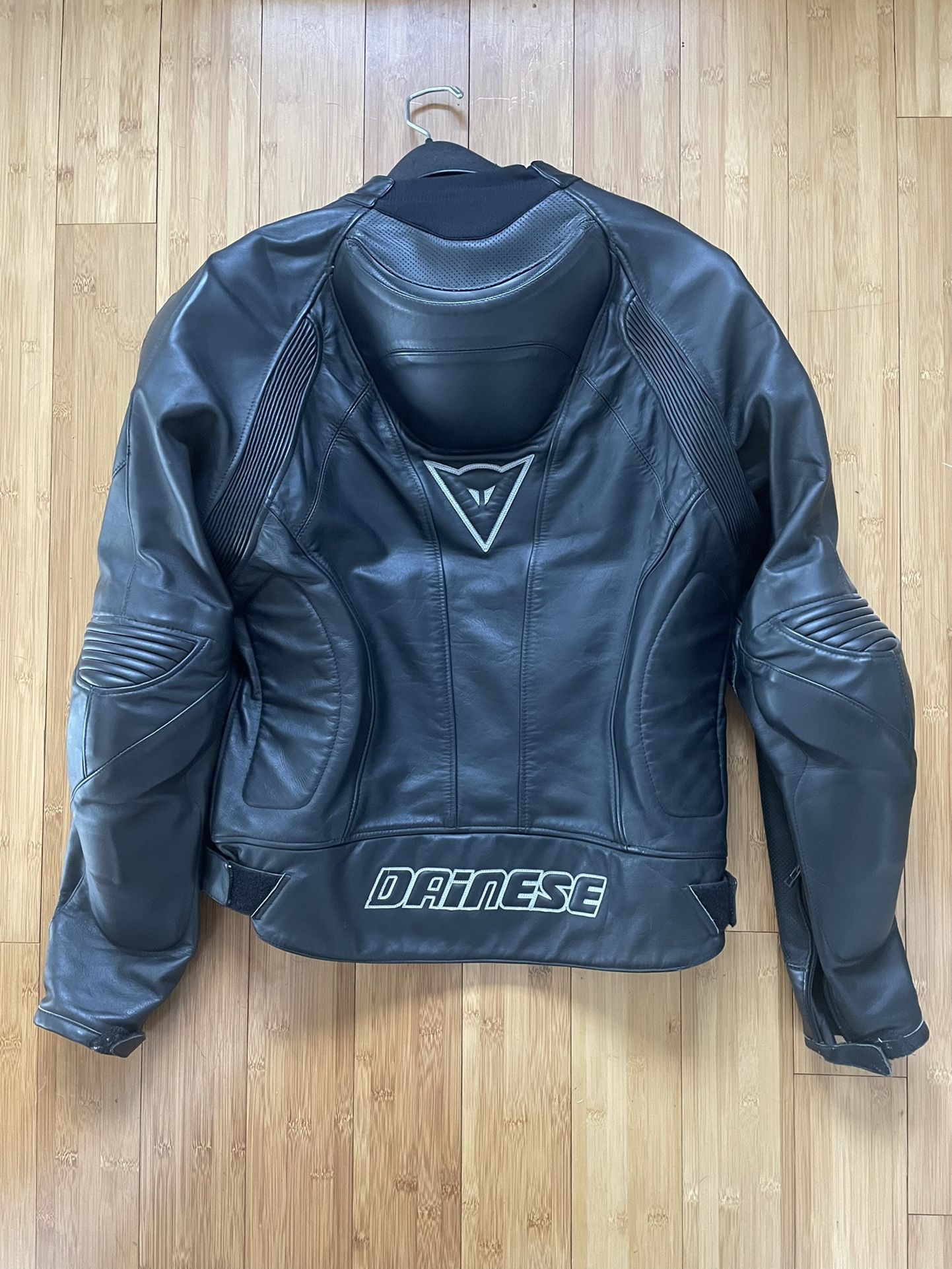 Dainese Bora Titanium Jacket Sz 52 for Sale in Pittsburg, CA
