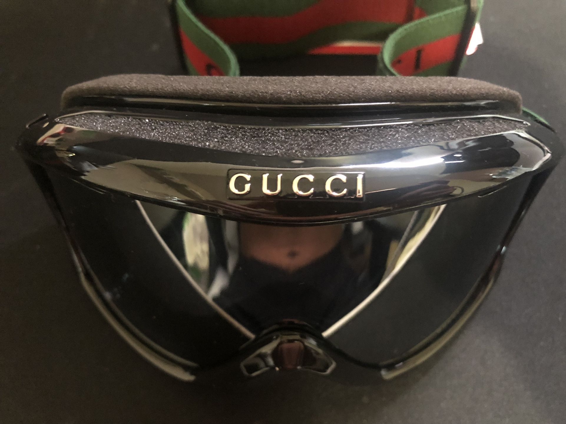Gucci Snow Ski Goggles Black for Sale in Mansfield, TX - OfferUp