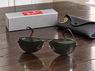 Black G-15 green Aviator Raybans