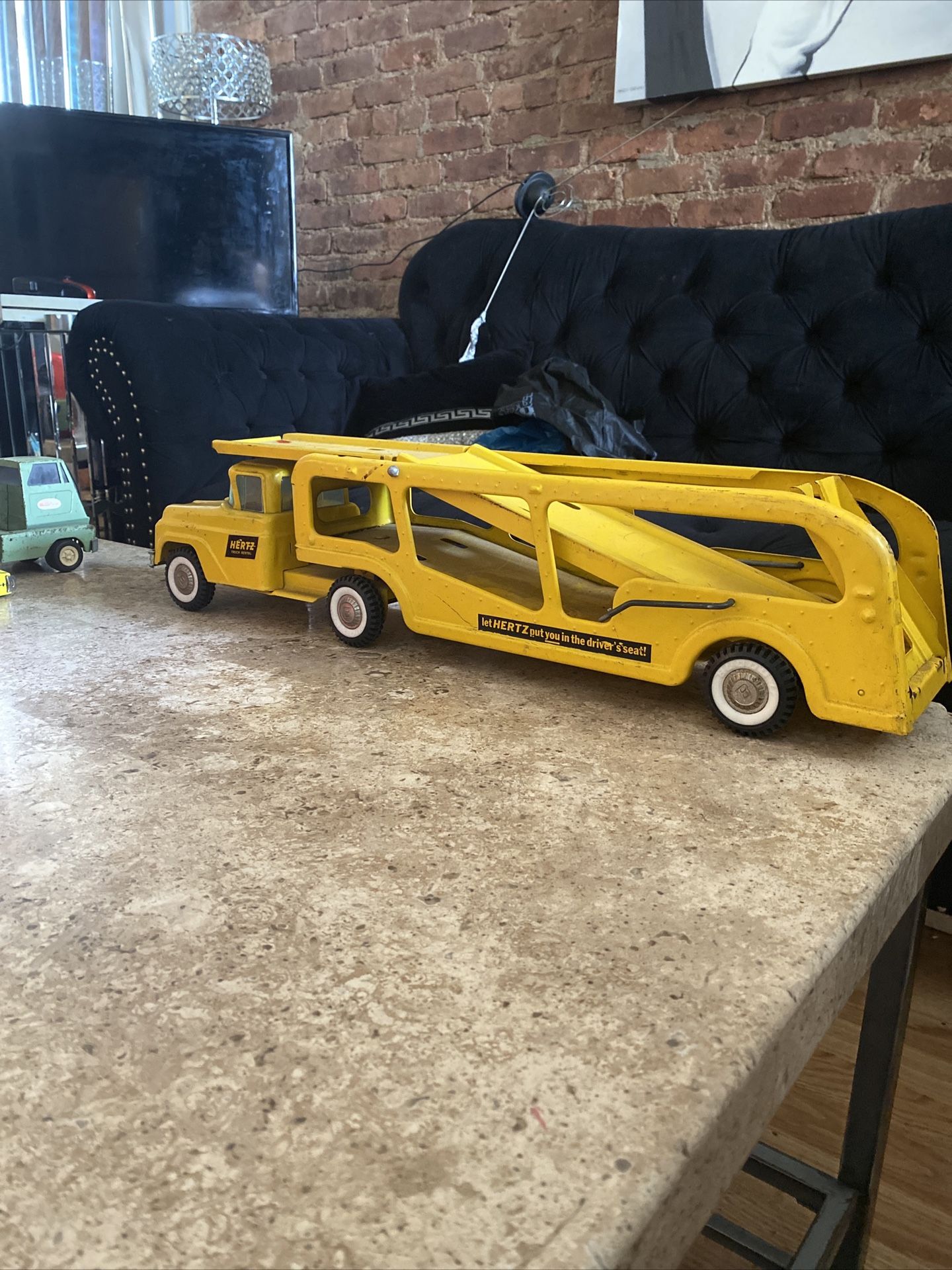 Vintage Toys 1959 Hertz Car Carrier / Hauler Truck $80 Great Condition Pressed Metal Steel Tonka