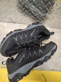 New Men's size 11.5 Skechers - Pay at Pickup only