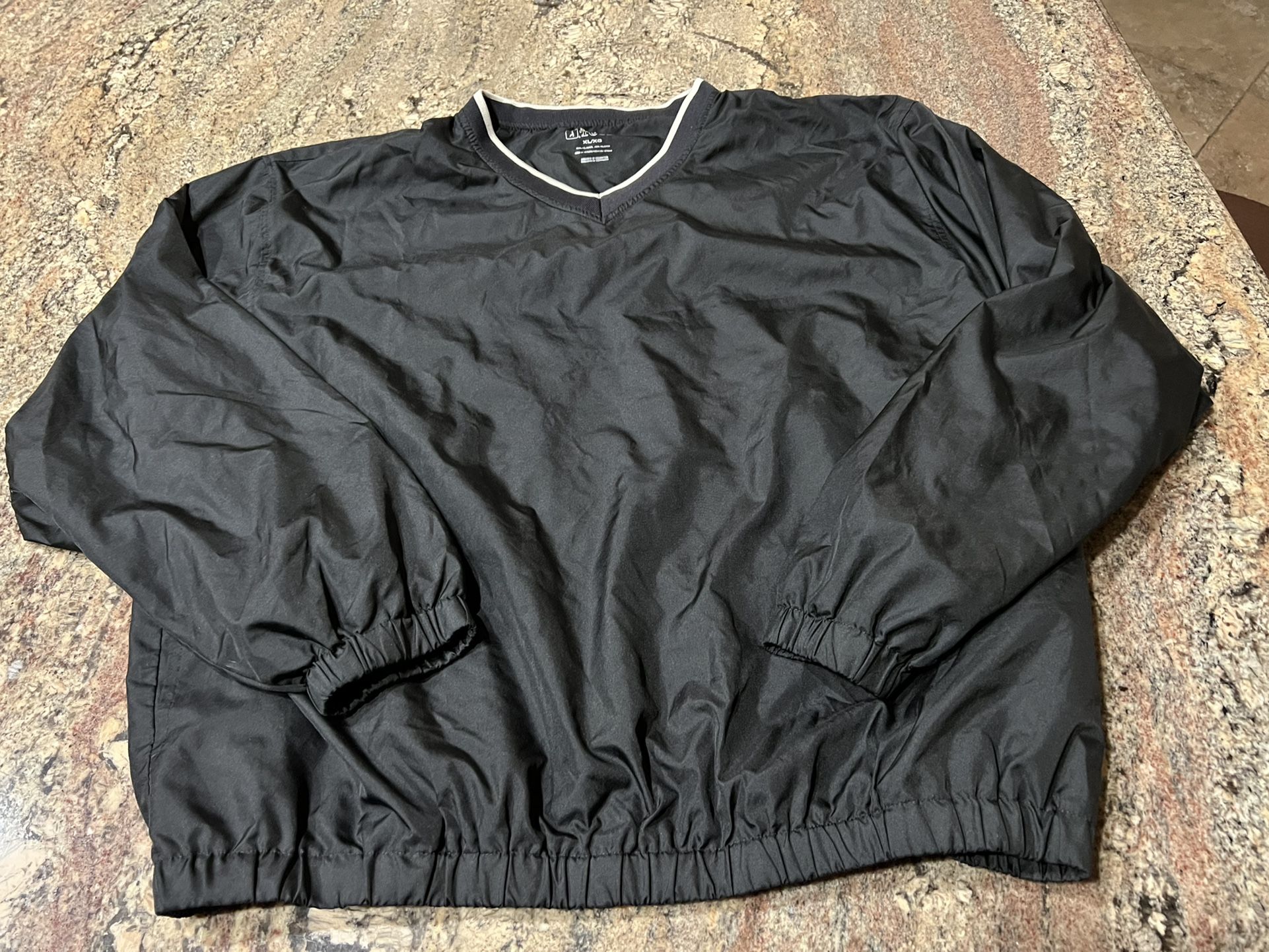 BlackPGA TOUR Mens Size XL Pull over windbreaker jacket Black