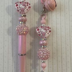 Hello Kitty *Special Price* Heart Gift Pens And Keychains 