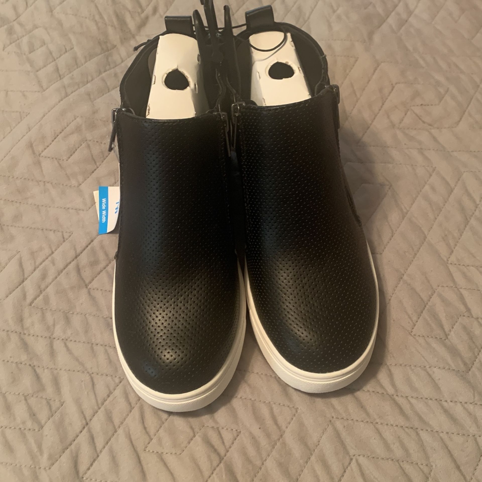Time and Tru Sneaker Wedge Bootie (Women's)