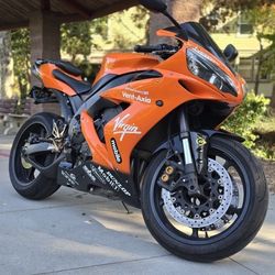 Yamaha R1