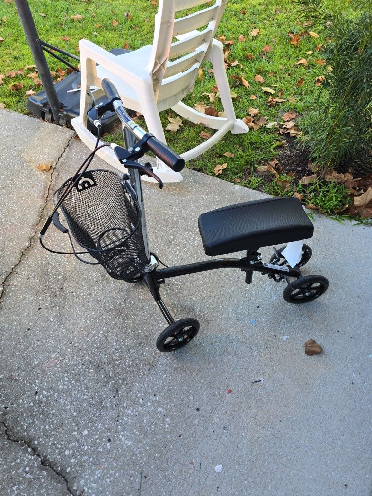 Knee Scooter