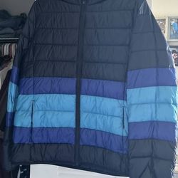 Uniqlo Ultra Light Down Packable Hooded Striped Puffer Jacket