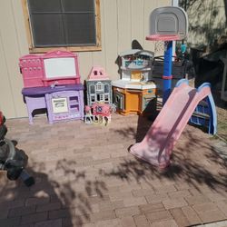 Used  Girls  Toys Lot I ASK  $45.00 For All 