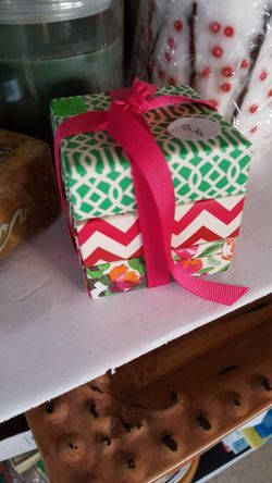 New 3 pack small soaps