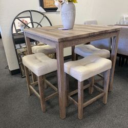 Counter Height Dining Set With 4 Stools 