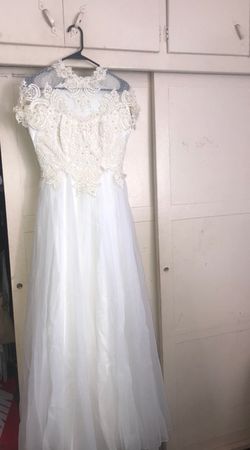 Wedding dress